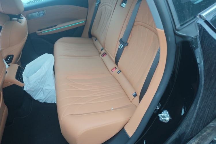 Used Geely Galaxy Galaxy 8 2025 130km EM-i Prestige Edition