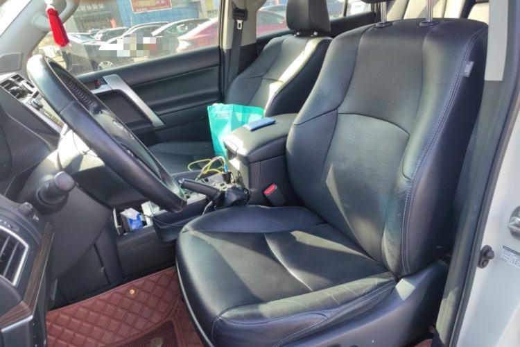 Used Toyota Prado 2018 3.5L Automatic TX-L with Rear-Mounted Spare Tire Left Front Seat