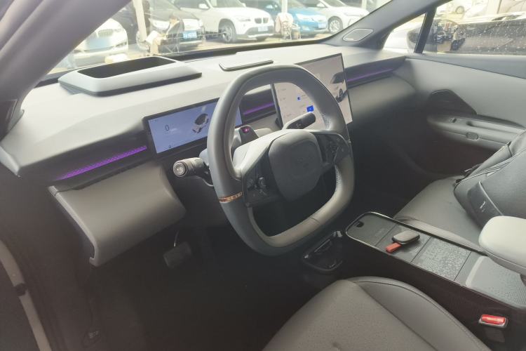 Used Lynk & Co Z20 2025 530 km Range Rear-Wheel Drive Max