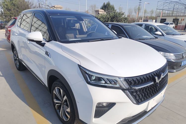 Used Wuling Asta 2022 2.0L DHT Electric-Speed Version