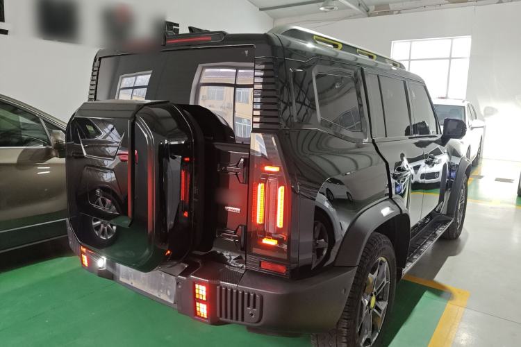 Used JETOUR Traveler 2023 2.0T All-Wheel Drive CrossPRO+