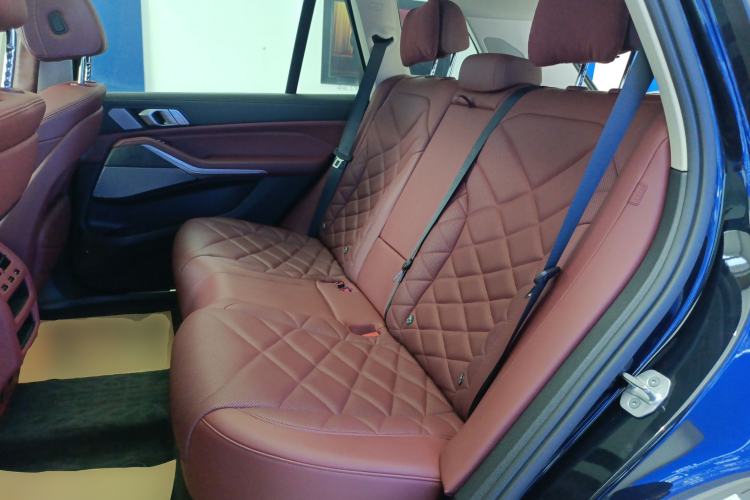 Used BMW X5 2022 Restyled xDrive 30Li Luxury Version M Sport Package
