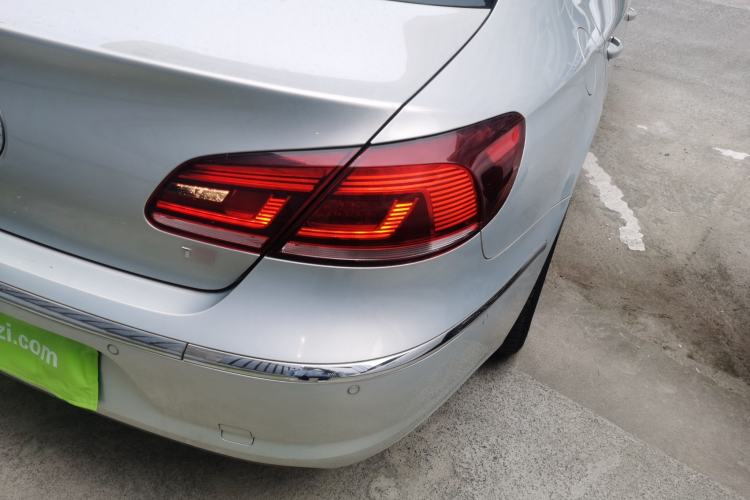 Used Volkswagen FAW-Volkswagen CC 2016 1.8TSI Luxury Model Right Rear Taillight