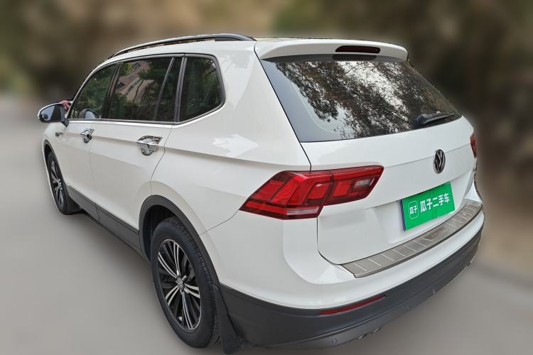 Used Volkswagen Tiguan L 2019 330TSI Automatic Two-Wheel Drive Luxury Edition China VI Standard