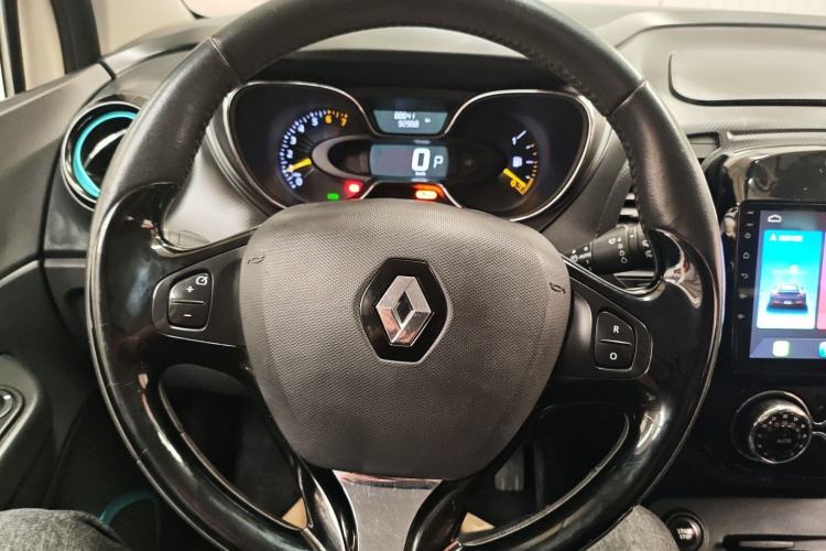 Used Renault Captur 2015 1.2T Automatic Comfort Edition
