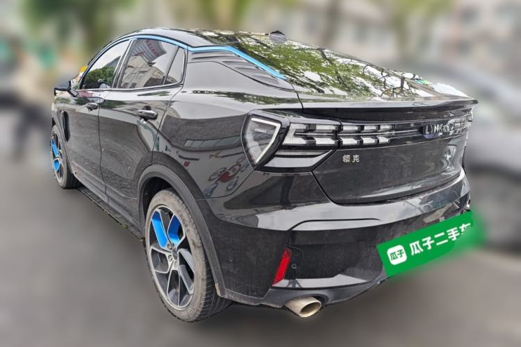 Used Lynk & Co 05 2020 2.0TD Two-Wheel Drive Shine Halo Rear Left 45 Deg