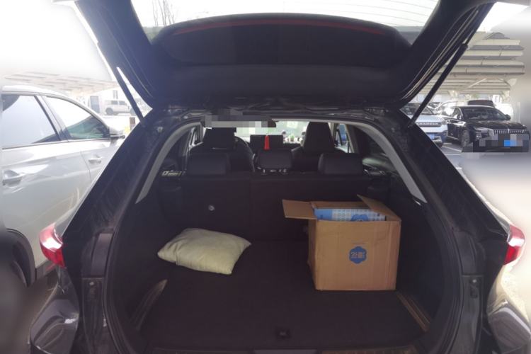 Used Toyota Harrier 2022 2.0L CVT Two-Wheel Drive Deluxe Edition