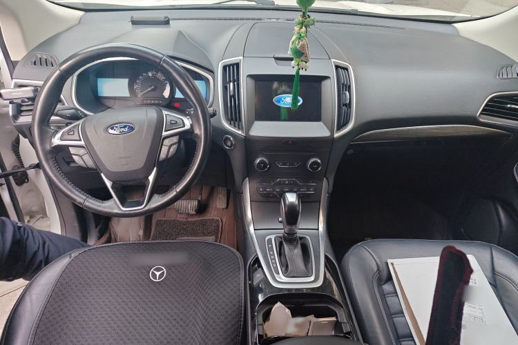 Used Ford Edge 2016 EcoBoost 245 Two-Wheel-Drive Titanium 7-Seater