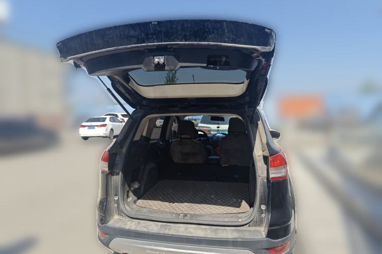 Used Ford Kuga 2015 1.5L GTDi Two-Wheel-Drive Comfort Model Trunk