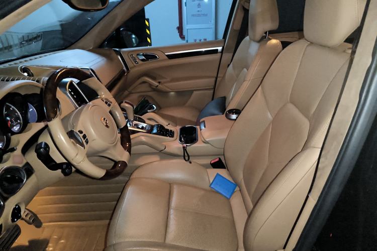 Used Porsche Cayenne 2011 Cayenne Turbo 4.8T