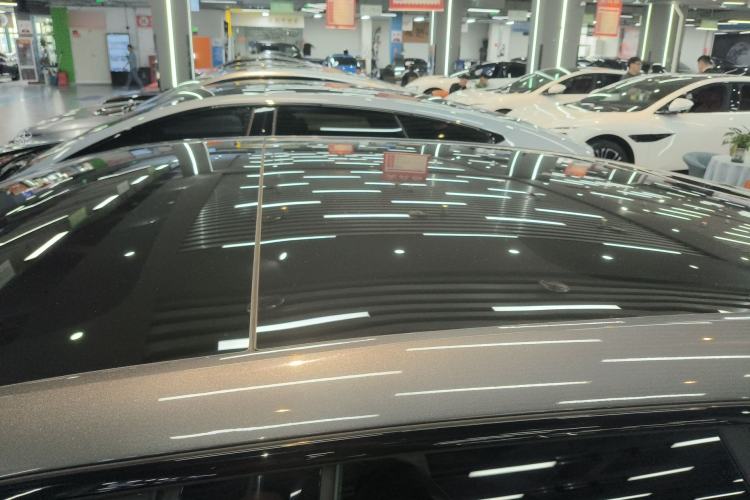 Used Avatr 12 2025 Year Updated Ultra Extended-Range Version Roof