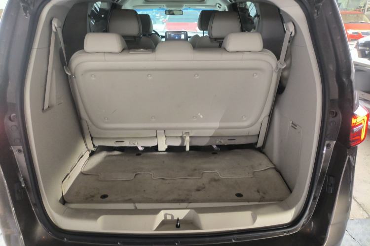 Used Buick GL8 2022 Land Business Class 652T Luxury Model Trunk