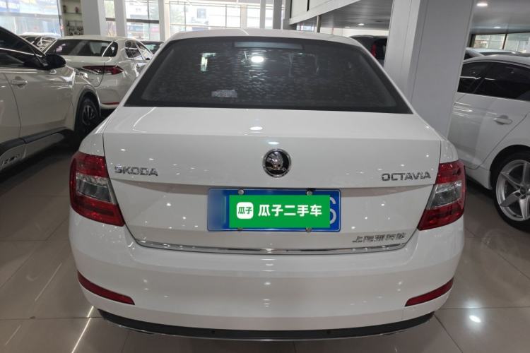Used Skoda Octavia 2017 1.6L Automatic Smart Drive Edition