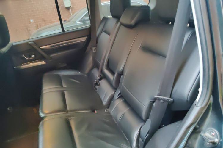 Used Mitsubishi Pajero 2012 3.0L Elite Edition
