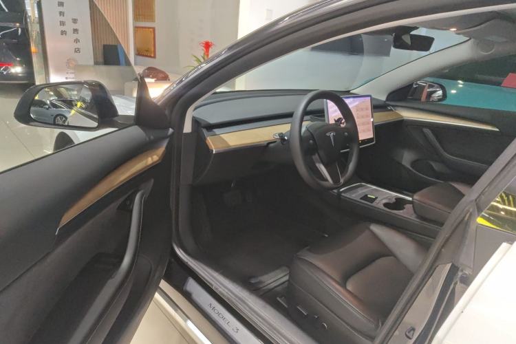 Used Tesla Model 3 2022 Rear-Wheel-Drive Version