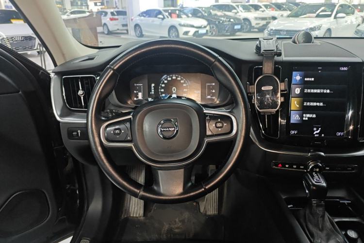 Used Volvo XC60 2018 T5 4x4 Zhiyi Edition