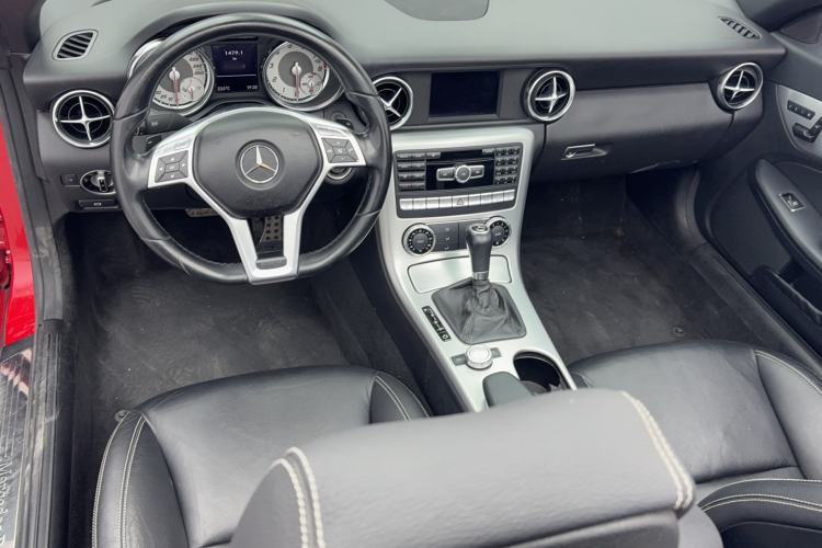 Used Mercedes-Benz SLK-Class 2011 SLK 200 Fashion Model