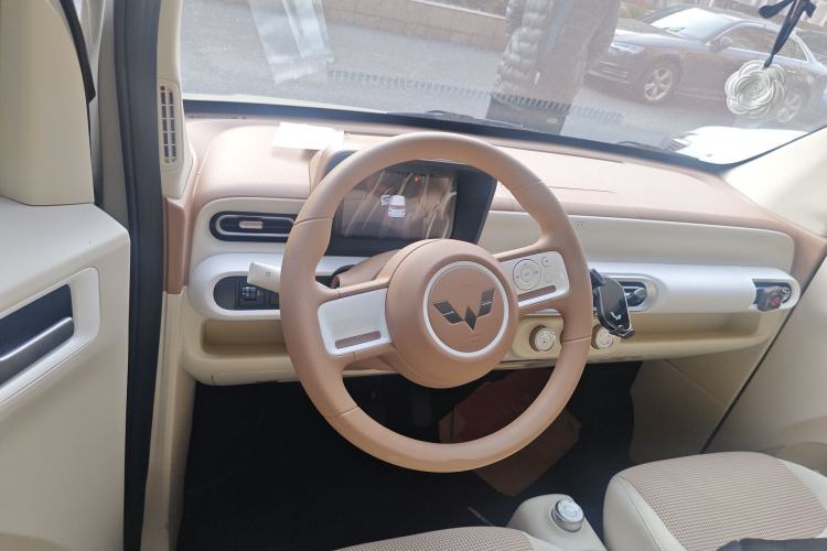 Used Wuling Hongguang MINIEV 2024 3rd Generation 215km Youth Edition Steering Wheel
