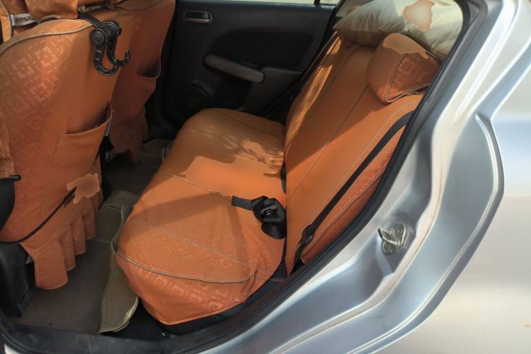 Used Mazda 2 2011 Xuan Dong 1.5L Automatic Luxury Edition