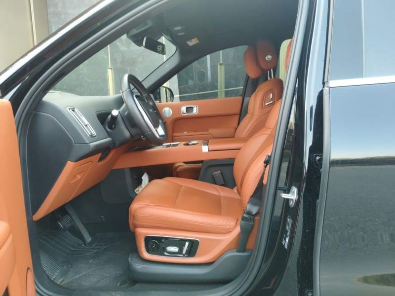 Used Li Auto L8 2023 Pro Model — 11