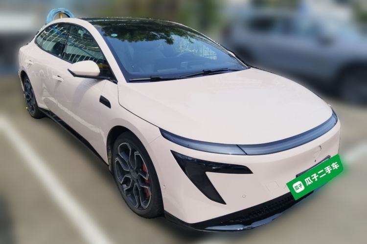 Used Nissan N7 2025 625 Max Front Right 45 Deg