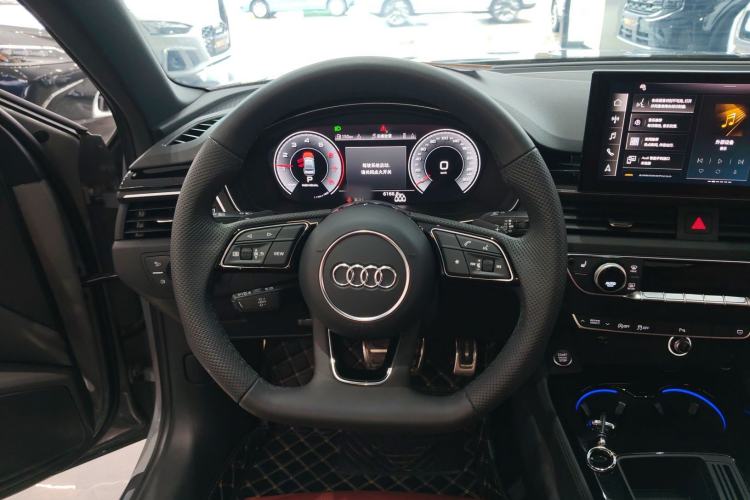 Used Audi A4L 2024 40 TFSI Luxury Dynamic Edition Steering Wheel