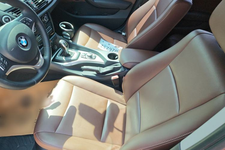 Used BMW X1 2014 sDrive18i Leading Model
