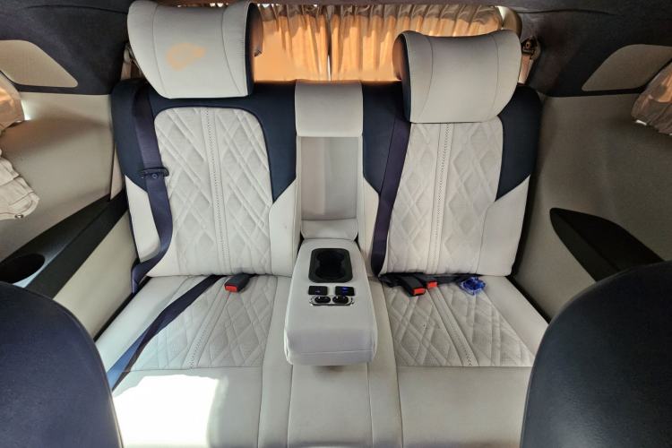 Used Buick GL8 2020 Land Cruiser Executive Class 652T Comfort Model
