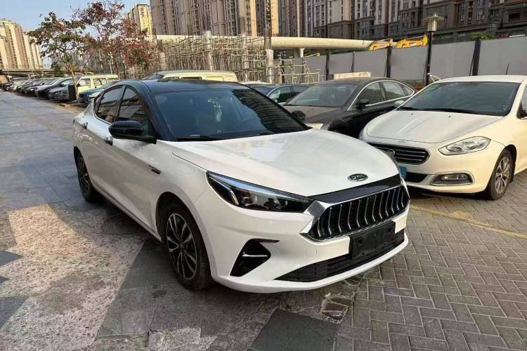 Used JAC Group J7 2020 1.5T Manual Elite Edition Front Right 45 Deg