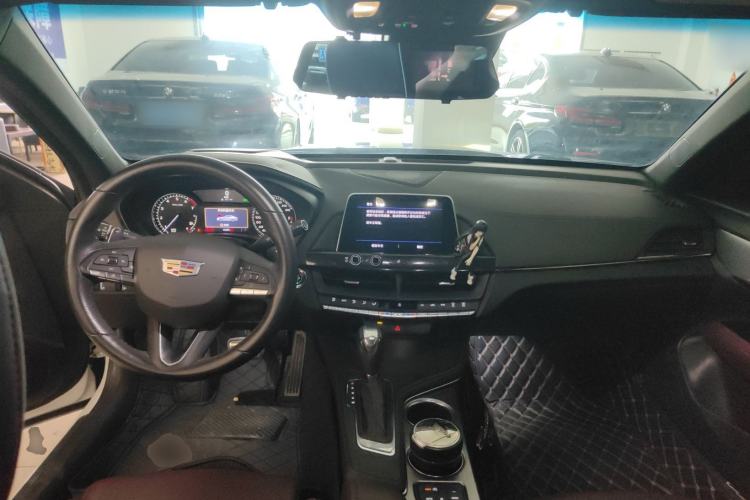 Used Cadillac CT4 2020 28T Elite Edition Center Console