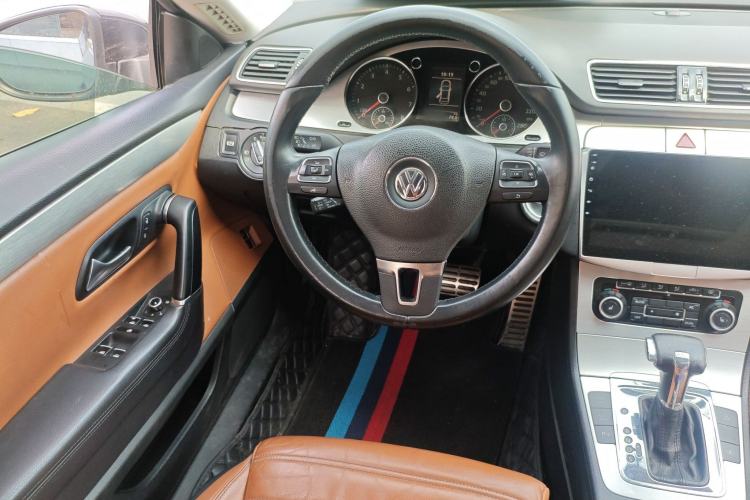 Used Volkswagen FAW-Volkswagen CC 2010 2.0 TSI Luxury Model Steering Wheel