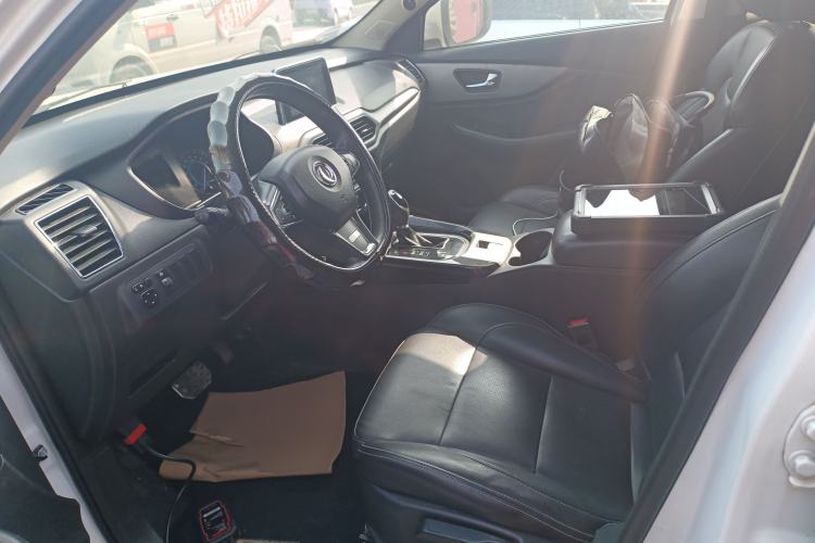 Used Dongfeng Fengon S560 2018 1.8L CVT Elite Model 7 Seats