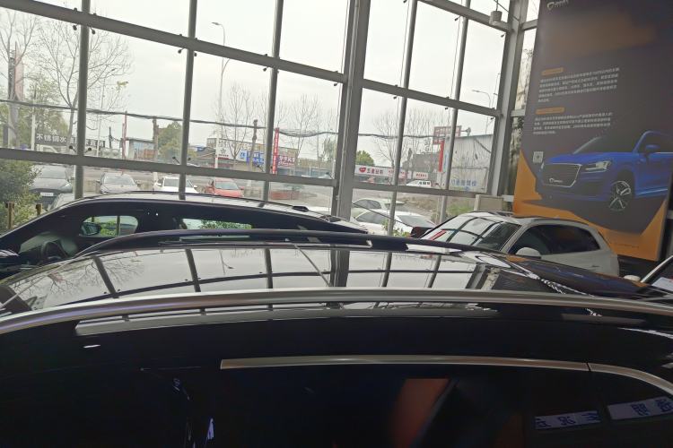 Used Mercedes-Benz GLC 2023 GLC 260 L 4MATIC Dynamic Edition 5-seater
