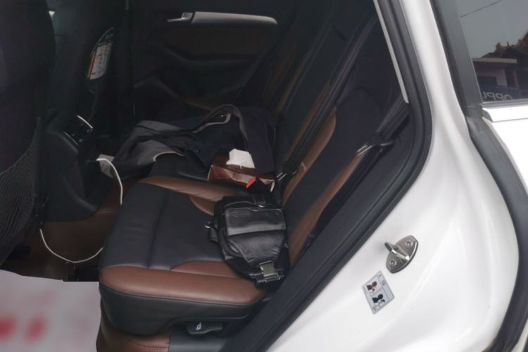 Used Audi Q5 2017 Plus 40 TFSI Technology Model
