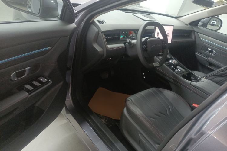 Used JETOUR Dashing 2025 1.5T DCT Luxury Edition