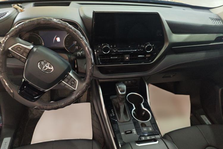 Used Toyota Highlander 2023 2.5L Smart Electric Hybrid Dual-Engine Four-Wheel Drive Prestige Version – 7 Seats
