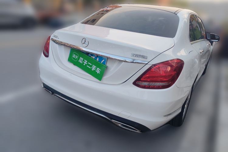Used Mercedes-Benz C-Class 2015 C 200 L