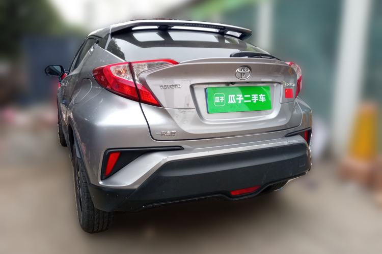 Used Toyota IZOA 2018 2.0L Yichi Version China VI Standard
