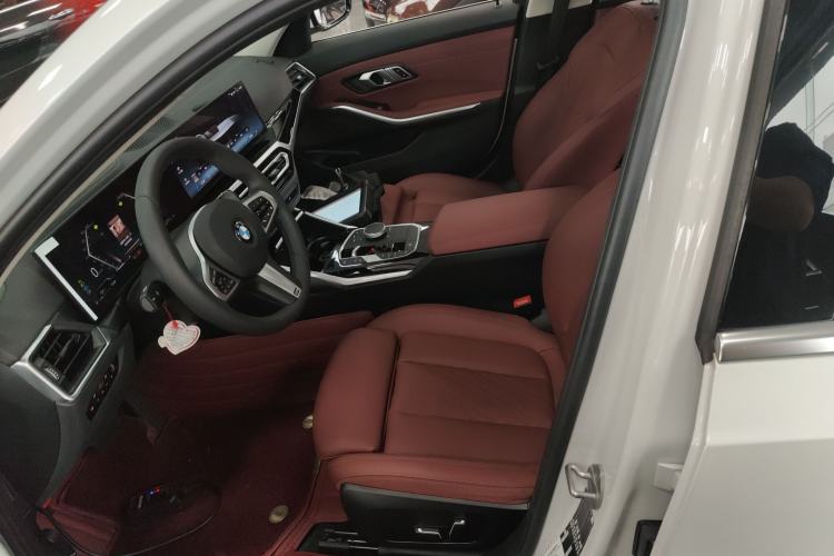 Used BMW 3 Series 2024 320Li M Sport Package Left Front Seat