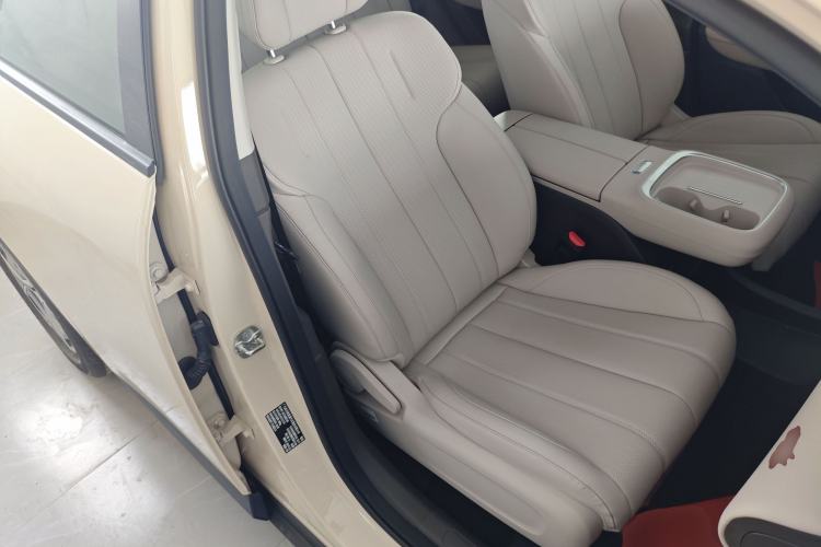 Used AION UT 2025 420 Smart Edition Right Front Seat