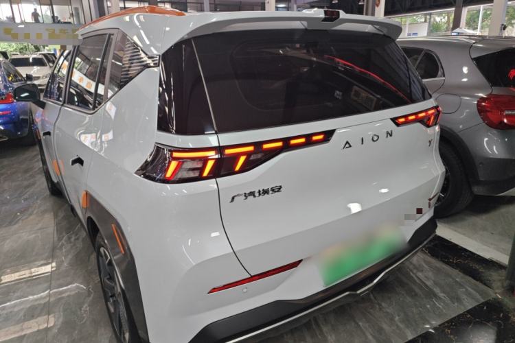 Used AION Y 2021 70 Intelligent Dynamic Edition Rear Left 45 Deg