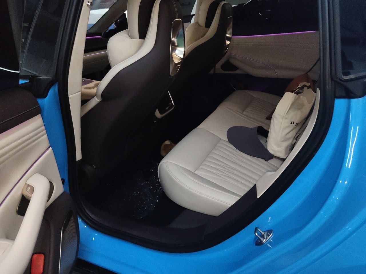 Xiaomi Auto SU7 2026 Model Max — снимка 17