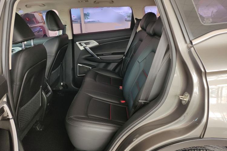 Used Geely Auto Emgrand X7 Sport 2020 1.8TD DCT Two-Wheel Drive Zhiya Model Left Rear Seat