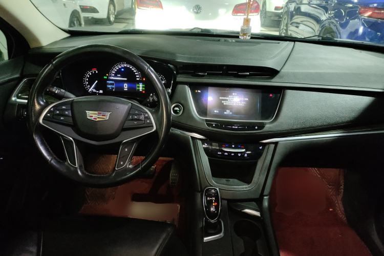 Used Cadillac XT5 2016 25T Luxury Model