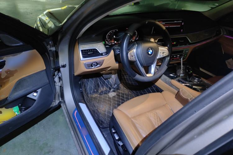 Used BMW 7 Series 2019 Restyled 740Li Leading Luxury Package Driver Seat