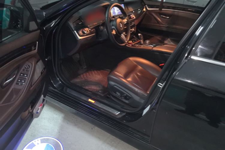 Used BMW 5 Series 2014 525Li Luxury Design Package