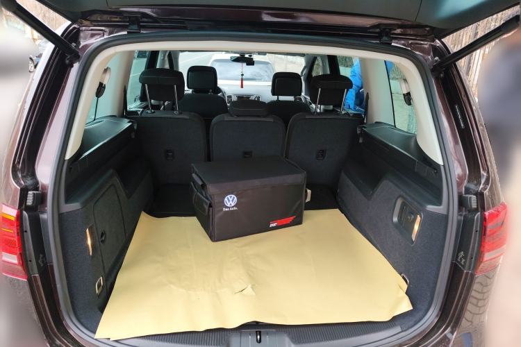 Used Volkswagen Sharan 2018 Revised Version 380TSI Comfort Edition 7-Seater
