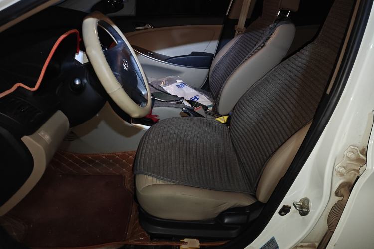 Used Hyundai Verna (older generation) 2016 1.4L Manual Smart GLS Trim