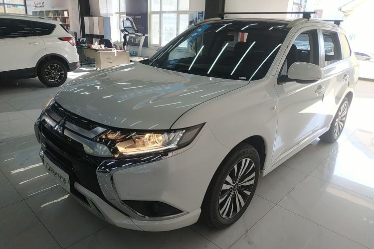 Used Mitsubishi Outlander 2021 Revised Version 2.0L Two-Wheel Drive Comfort Edition 5 Seats