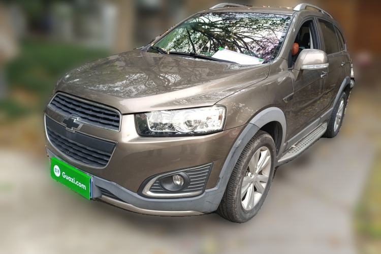 Used Chevrolet Captiva 2015 2.4L 4x4 Flagship Edition 7-Seater